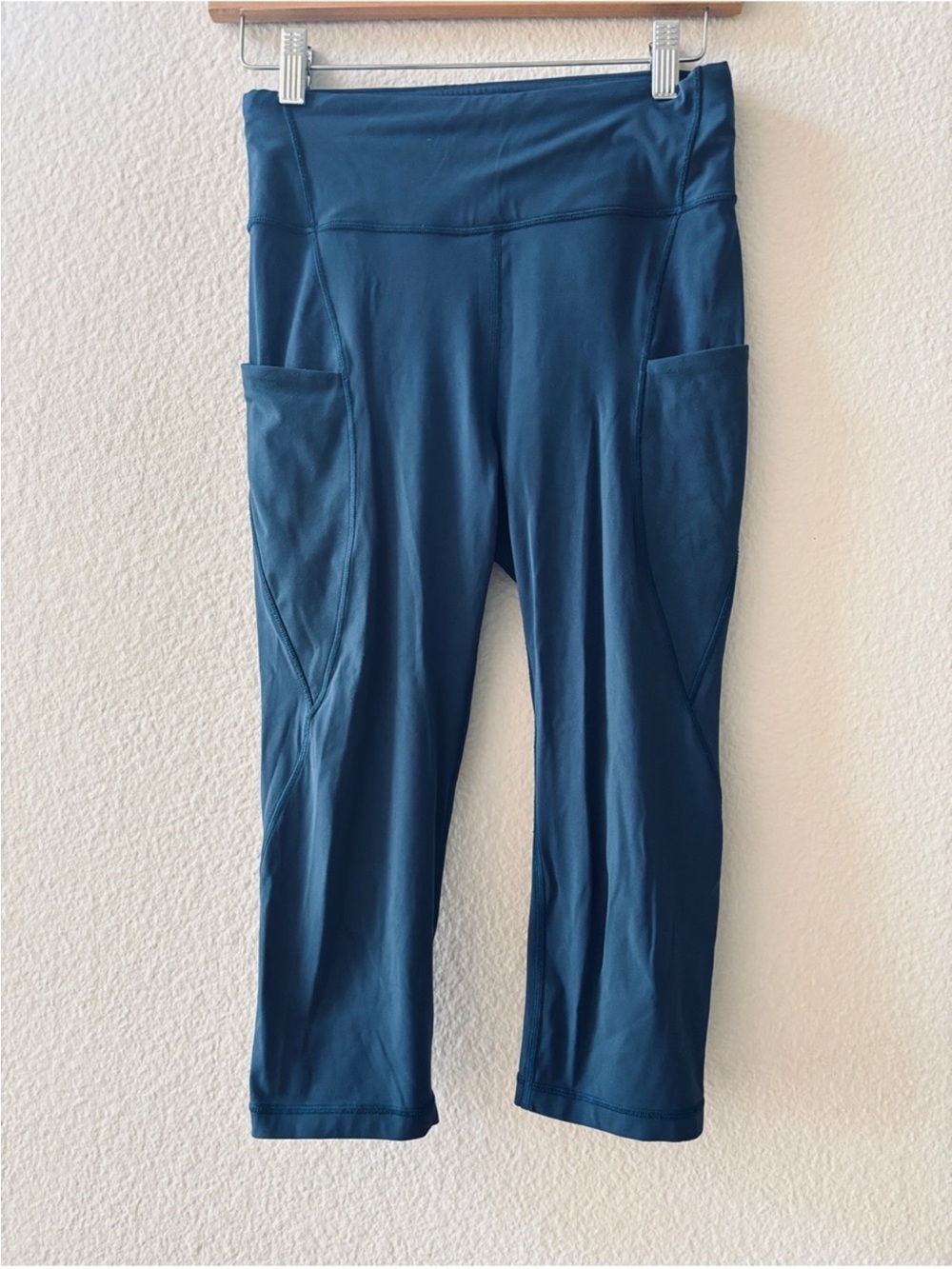 Lululemon Crop Leggings Size 6